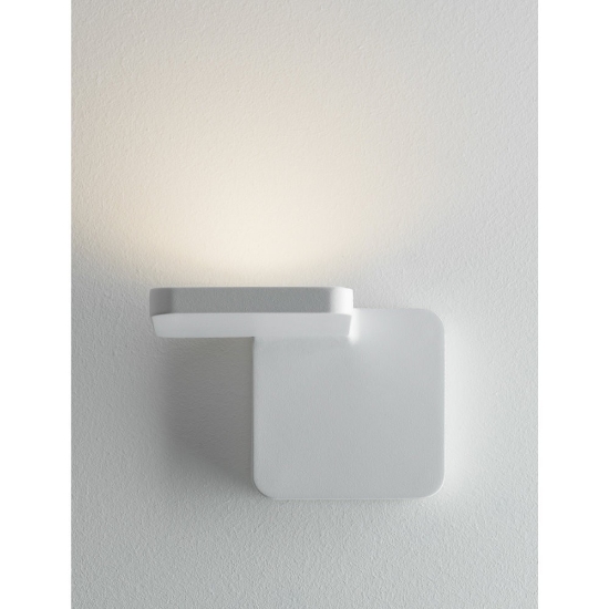 Applique moderna bianca dimmerabile led 2700k quad stilnovo