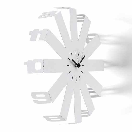 Orologio da parete bianco design tridimensionale
