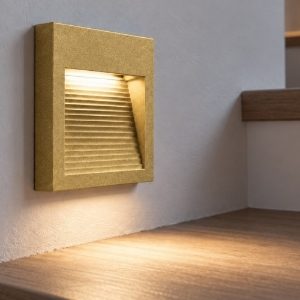 Segnapasso moderno quadrato oro opaco led 6w 3000k