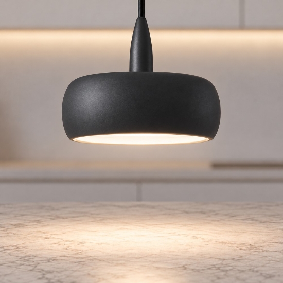 Lampada moderna nera a sospensione led 10w 3000k per bancone