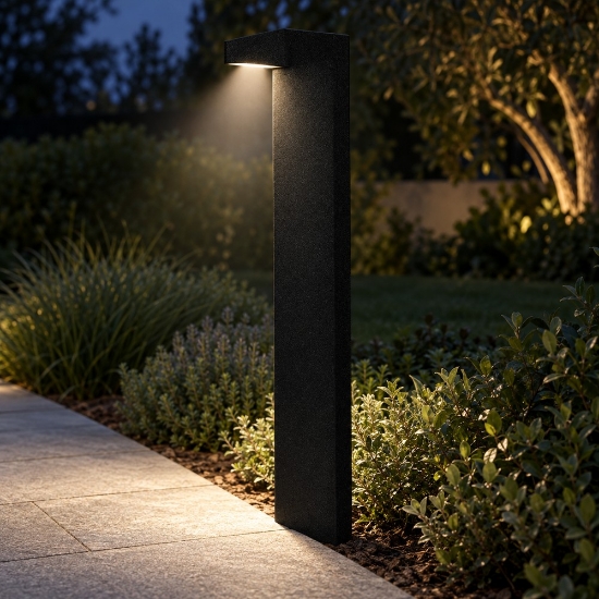 Paletto moderno nero da esterno led 10,5w 3000k ip65 70cm
