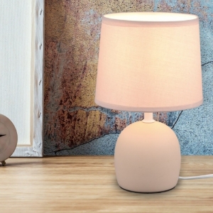 Lampada da tavolo beige paralume tessuto per soggiorno