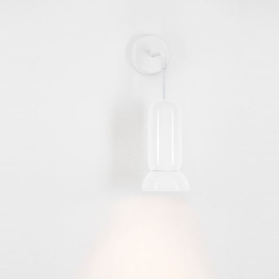 Applique moderna da parete cilindrica bianco lucido e bianco sabbiato per soggiorno