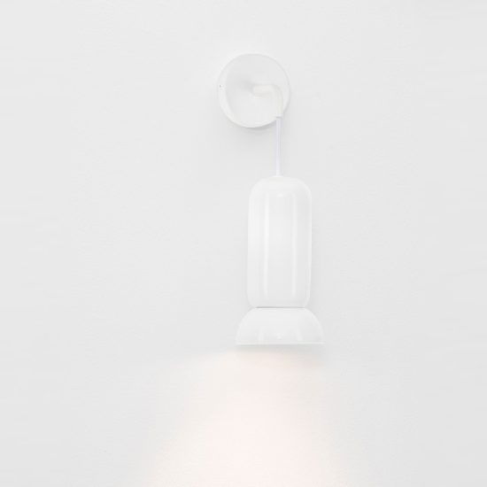 Applique moderna da parete cilindrica bianco lucido e bianco sabbiato per soggiorno