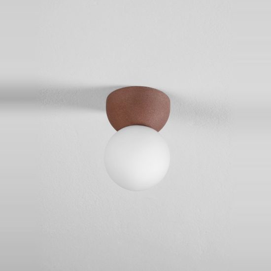 Plafoniera per corridoio moderna sferica rosso e opale vetro 8cm
