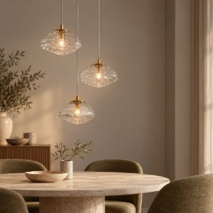Lampadario 3 luci per cucina moderno a sospensione su rosone tondo oro ottone vetro