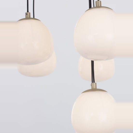Lampadario moderno per soggiorno oro nero e opale a sospensione 12 luci
