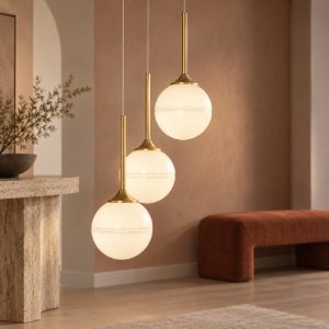 Lampadario a sospensione 3 luci per sala da pranzo bianco latte e oro ottone