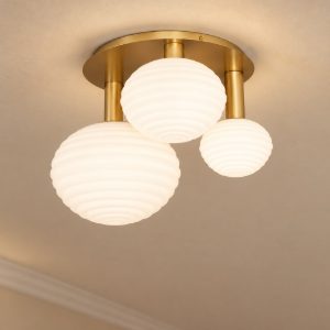 Plafoniera per camera da letto moderna bianco latte e oro vetro 54cm