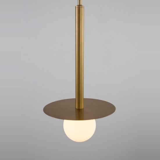 Lampada a sospensione moderna a sfera opale e oro ottone vetro per soggiorno