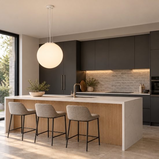 Lampadario a sospensione per cucina moderno sferico opale e bianco vetro