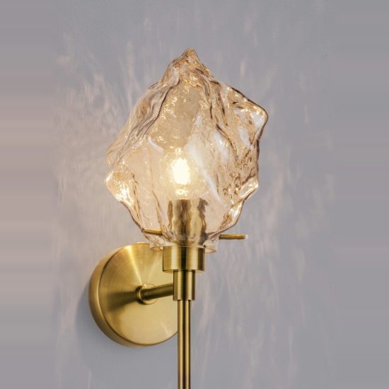 Applique moderna da parete ambra e oro ottone vetro per soggiorno 15cm