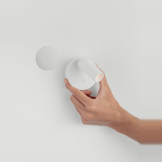 Applique per comodino camera da letto led 2w cct 2700k 4000k dimmerabile bianca
