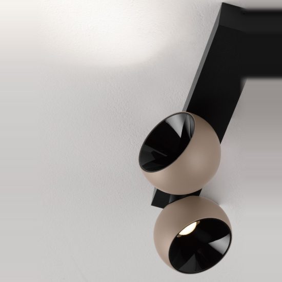Faretto doppio da soffitto lineare moderno oro champagne e nero led 21w 3000k 36cm dimmerabile