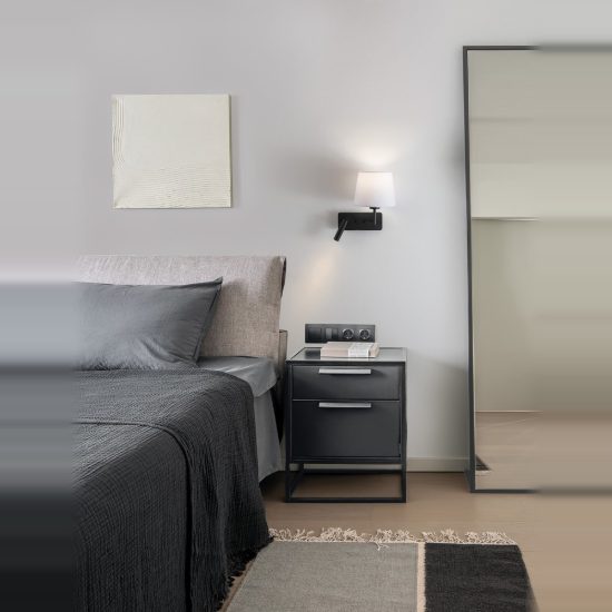Applique per comodino camera da letto conica classica nero e bianco 28cm