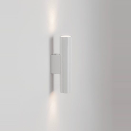 Applique da parete biemissione moderna cilindro bianco per soggiorno