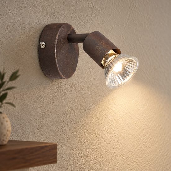 Applique con faretto orientabile ruggine