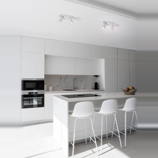 Plafoniera con 2 luci moderna con faretti orientabili bianca per cucina