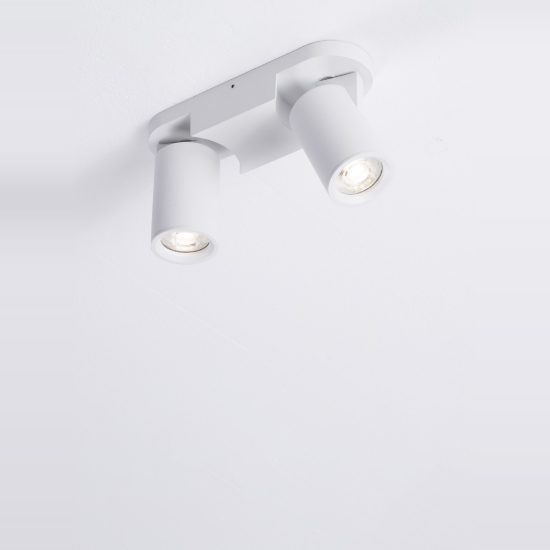 Plafoniera con 2 luci moderna con faretti orientabili bianca per cucina