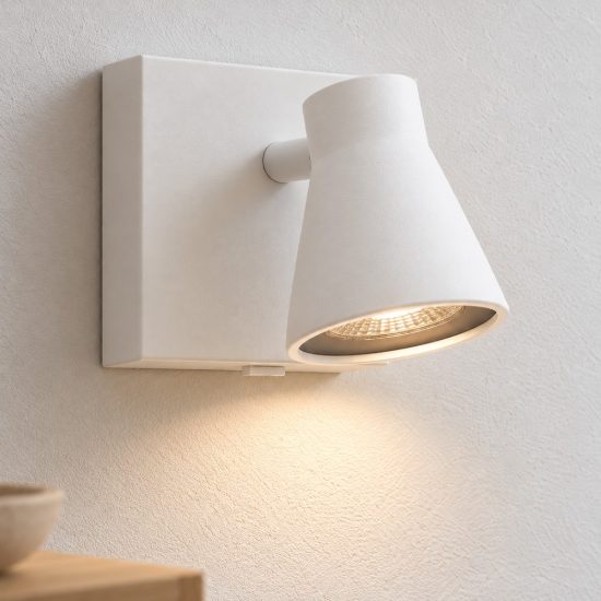 Applique con faretto forma cono bianco luce orientabile per disimpegno