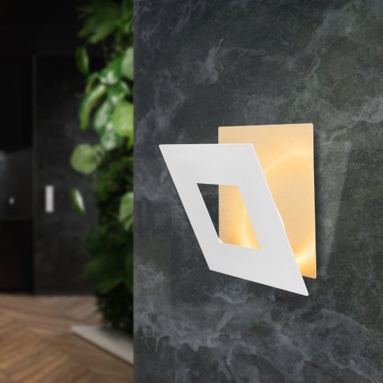 Applique led 12w 3000k 14cm quadrata bianco oro per soggiorno