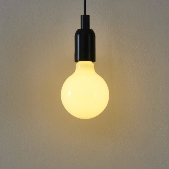 Eglo lampadina connect z lampadina led 7w rgb 3000k e27 9.5cm dimmerabile con controllo smart