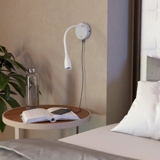 Eglo olivandino 1 applique per comodino led 3,8w 3000k 43cm con usb e braccio flessibile bianca