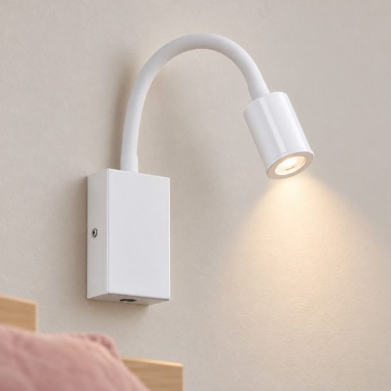 Eglo tazzoli applique per comodino led 3,8w 3000k 30cm con usb e braccio flessibile bianca