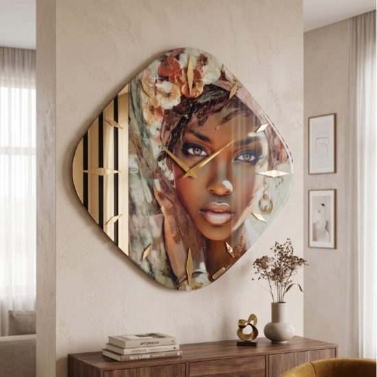 Orologio rombo da parete viso donna in resina dettagli oro lucido 50x50