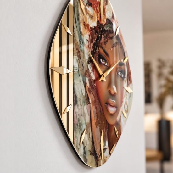 Orologio rombo da parete viso donna in resina dettagli oro lucido 50x50
