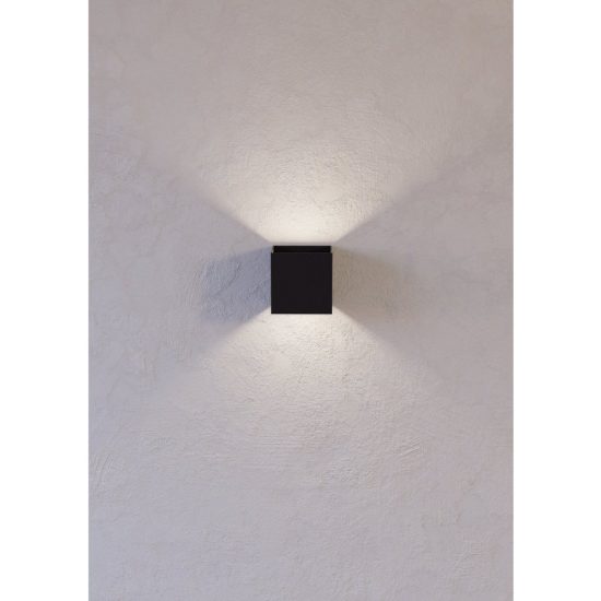 Eglo valmontone applique led 3w 3000k 10cm per camera da letto moderna nera con vetro trasparente