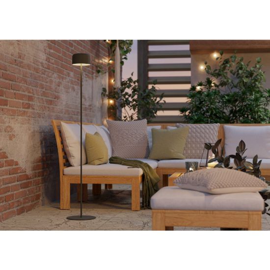 Eglo roccanova l lampada da terra per esterno led 2,8w 3000k 120cm ip44 ricaricabile con pannello solare moderna verde salvia