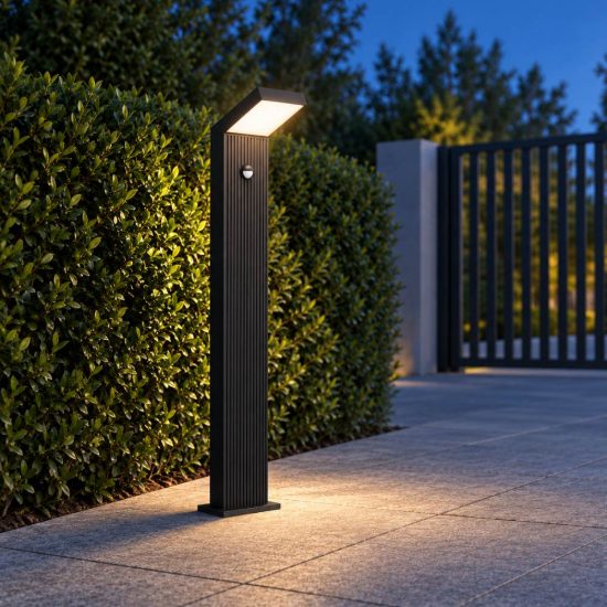 Eglo grottazzolina lampioncino da giardino led 10w 3000k 80cm ip65 moderno quadrato nero con sensore di movimento
