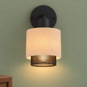 Eglo rosley applique con faretto e14 orientabile 9cm per camera da letto moderna nera