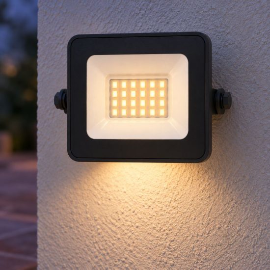 Eglo risacca e proiettore da esterno led 20w 4000k ip65 11,5cm moderno rettangolare nero