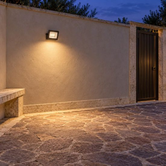 Eglo risacca e proiettore da esterno led 20w 4000k ip65 11,5cm moderno rettangolare nero