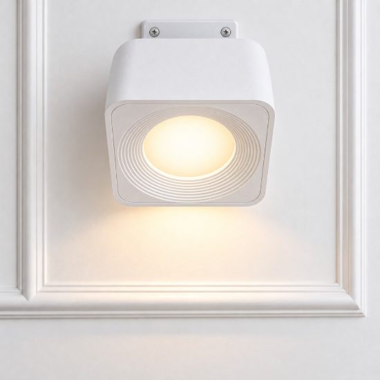 Eglo muraglie applique con faretto led 5w cct 2700k 6500k orientabile 7,5cm ricaricabile moderna quadrata bianca