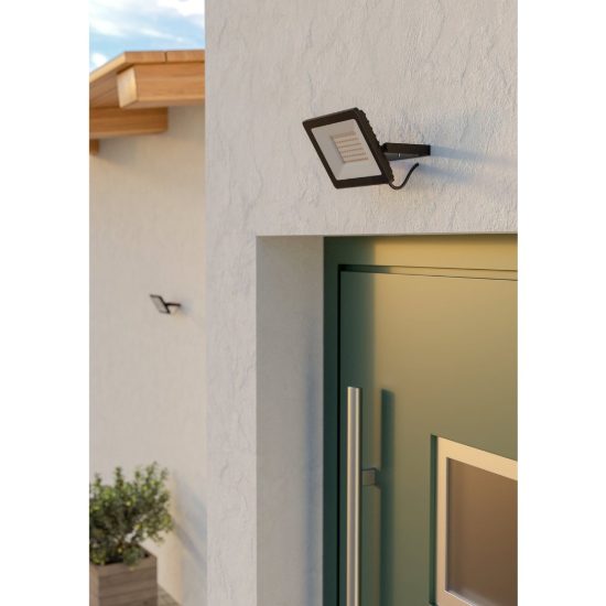 Eglo risacca e proiettore da esterno led 50w 4000k ip65 19,4cm moderno rettangolare nero