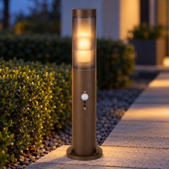 Eglo helsinki lampioncino da giardino 45cm ip44 moderno marrone ruggine con sensore di movimento