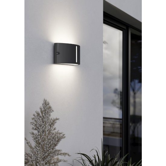 Eglo poggiarello applique da esterno 22cm ip54 moderna rettangolare con feritoia nera