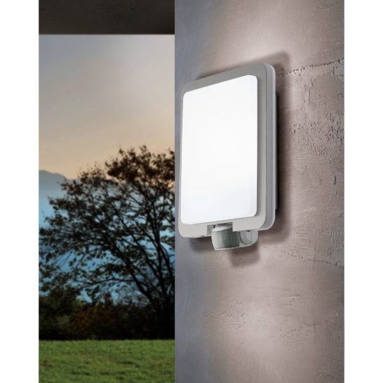 Eglo mussotto applique da esterno 21cm ip44 moderna acciaio inox e bianca con sensore di movimento