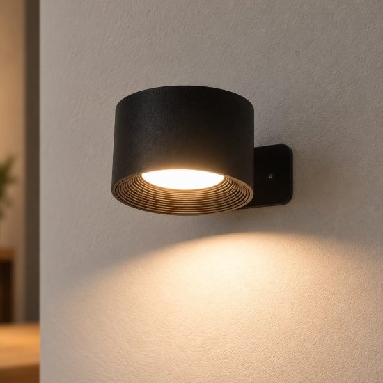 Eglo muraglie applique con faretto led 5w cct 2700k 6500k orientabile 7,5cm ricaricabile moderna rotonda nera