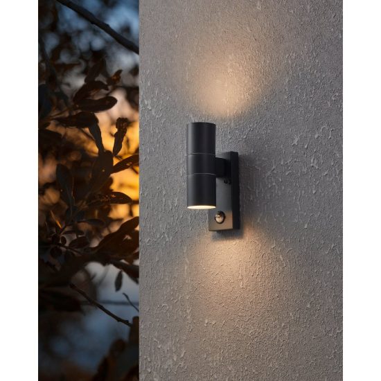 Eglo riga 5 lampada da parete per esterno cilindro antracite led 5,6w 3000k ip44 7cm con sensore di movimento