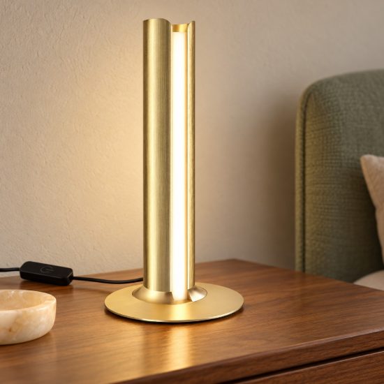 Ideal lux dorica abat-jour led 8w 3000k dimmerabile 25,5cm per comodino contemporaneo ottone