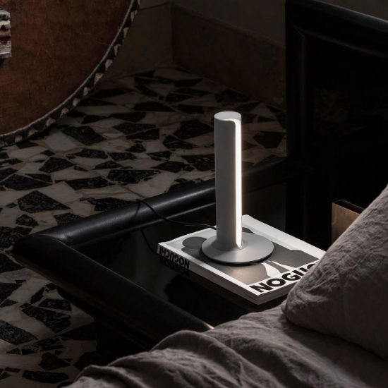 Ideal lux dorica abat-jour led 8w 3000k dimmerabile 25,5cm per comodino moderno grigio