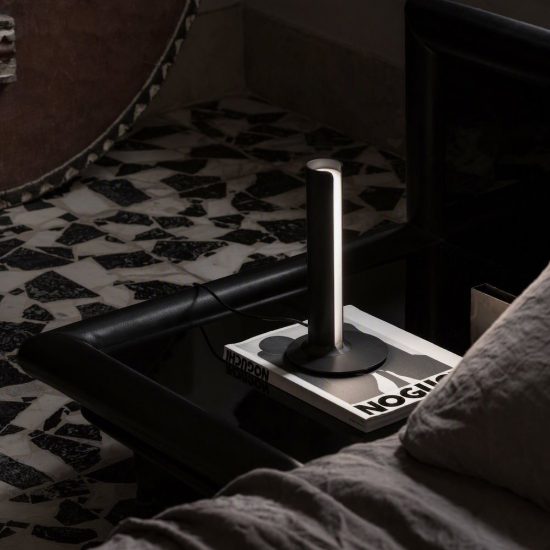 Ideal lux dorica abat-jour led 8w 3000k dimmerabile 25,5cm per comodino moderno nero