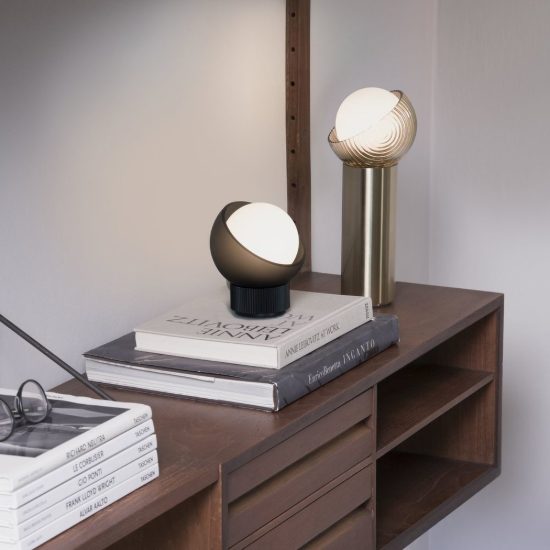 Ideal lux bloom abat-jour a sfera g9 27cm per comodino contemporaneo ottone