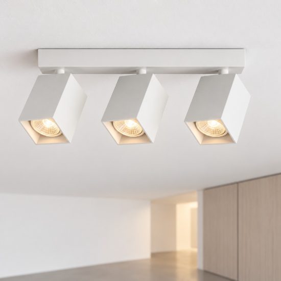 Ideal lux dynamite plafoniera lineare con 3 faretti a sezione quadrata gu10 27,5cm bianca