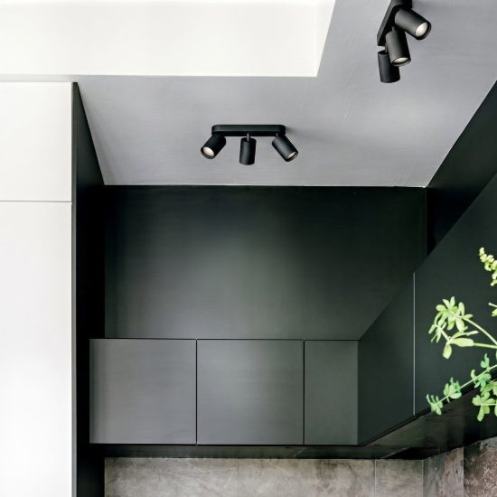 Ideal lux dynamite plafoniera con 4 faretti a sezione quadrata gu10 13,5cm nera