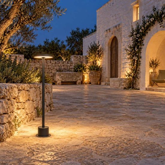 Ideal lux toffee lampioncino da giardino led 11w 3000k d16cm h50cm moderno nero ip65